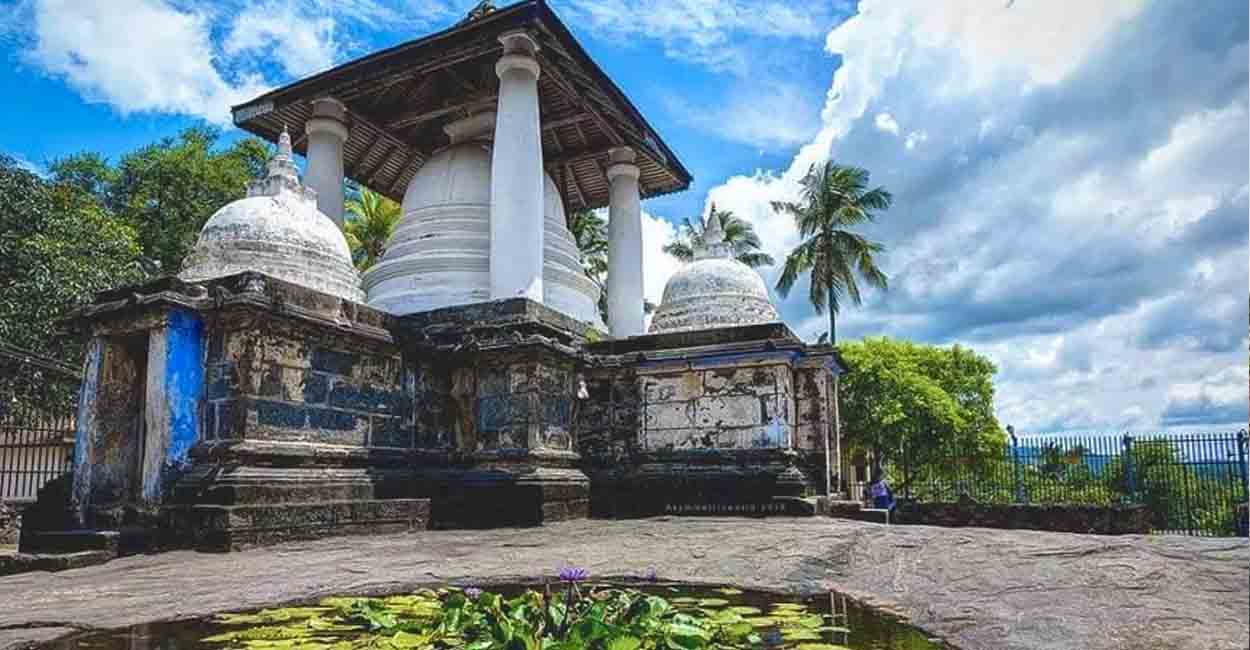 lankathilaka viharaya srilanka